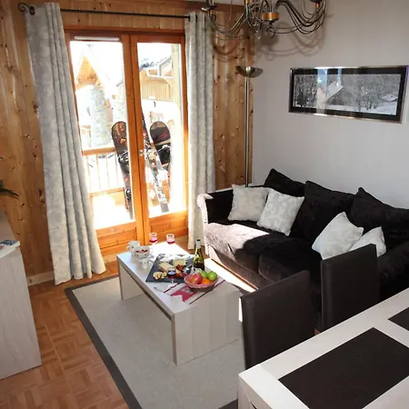 Appart hôtel Résidence Néméa Les Des Cîmes 3*