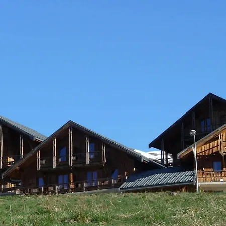 Résidence Néméa Les Des Cîmes 3*