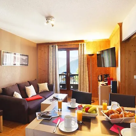 Appart hôtel Résidence Néméa Les Des Cîmes 3*